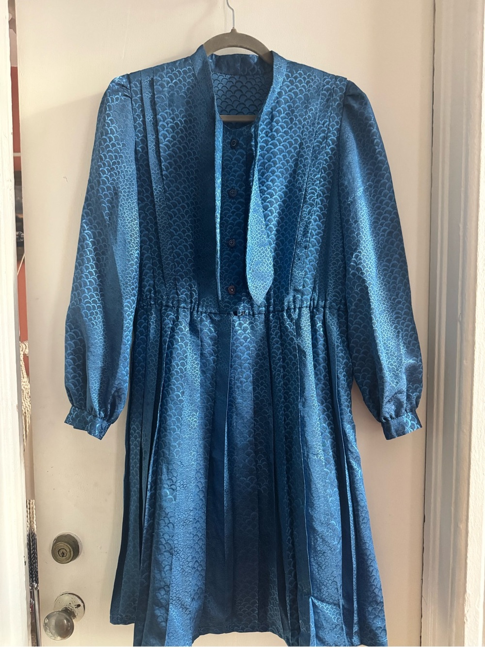 Vintage Blue Long Sleeve Midi Dress
